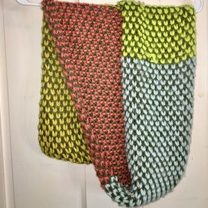 Colored knitted infinity scarf